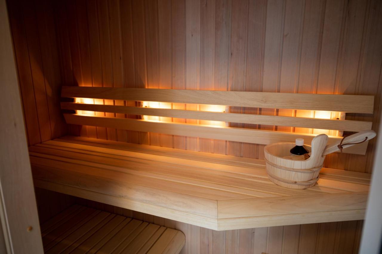 Beach House Makai - Family House With Finnish Sauna, 2 Bathrooms And Only Minutes From The Beach De Koog  Exterior photo